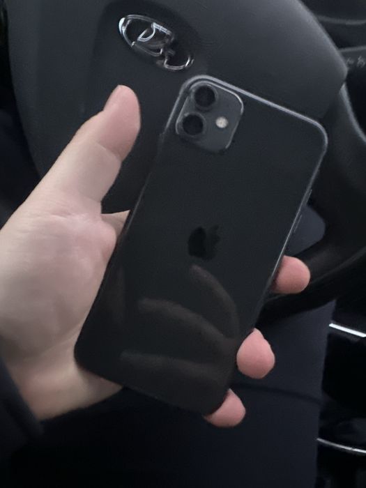 Продам iphone 11