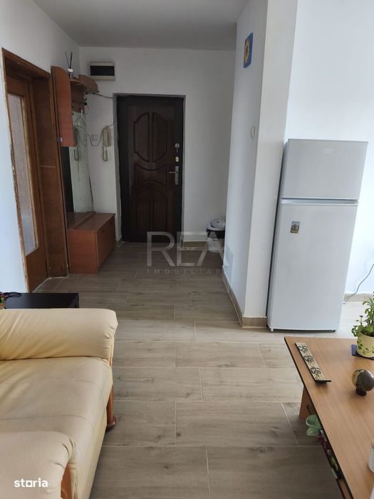 3 camere + decomandat + Calea Calarasi + Metrou Piata Muncii + renovat