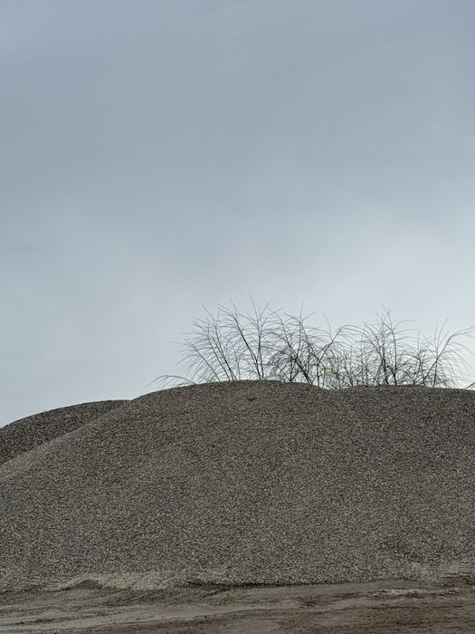 Vand pamant negru vegetal, si agregate de balastiera