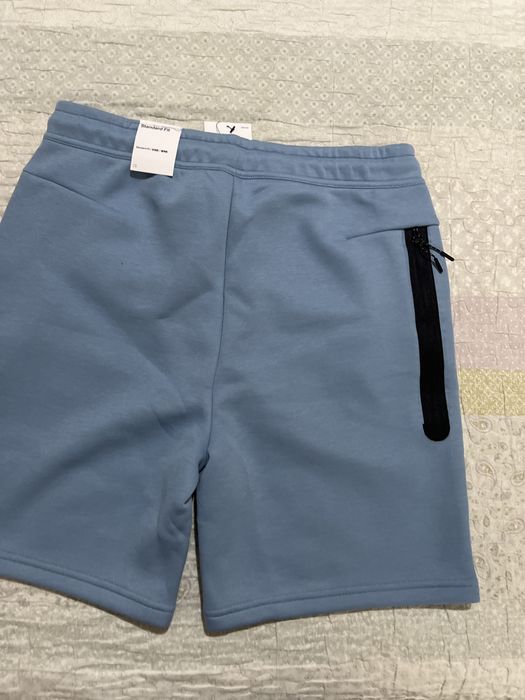pantaloni nike tech