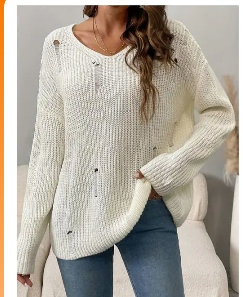 Продам кофты с рванками новые