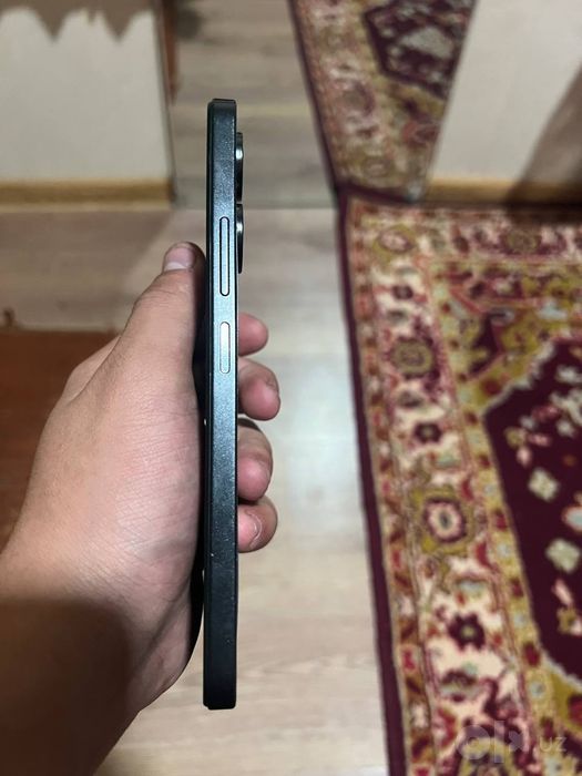 Redmi 13C срочно сотилади