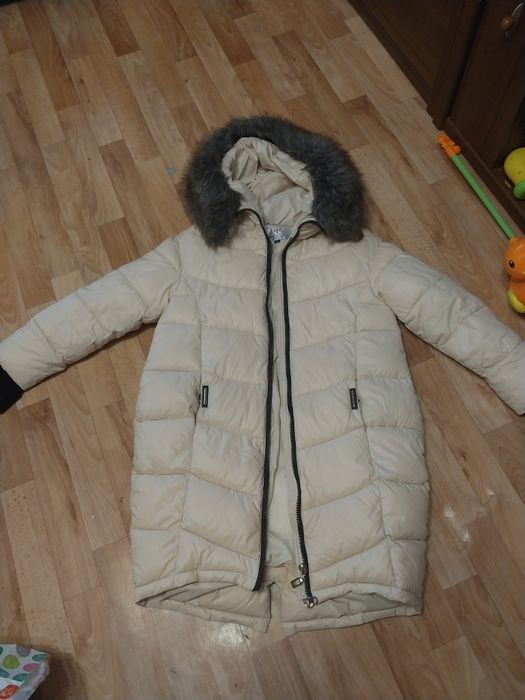 Срочно! Продам  пуховик,46 р.