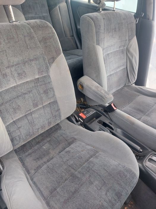 Продам запчасти на мазда птичка