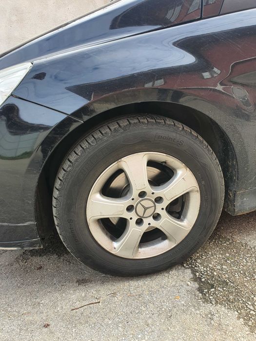 Мерцедес Б клас.