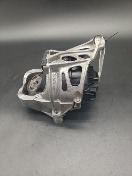 Suport motor electric stanga Audi Q7 2017 CZZ 4M0199371FF