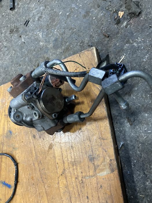 Mazda 6 2007година 2.0d 121кс ГНП