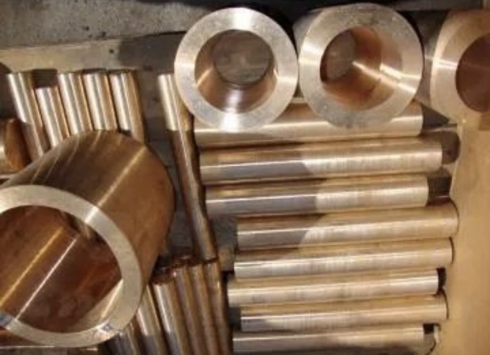 Bucsa si fiuri bronz pline