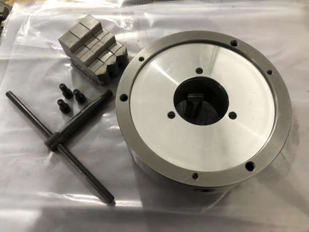 Токарный патрон 3х кулачковый К11- 250мм  с гарантией 12месяцев.