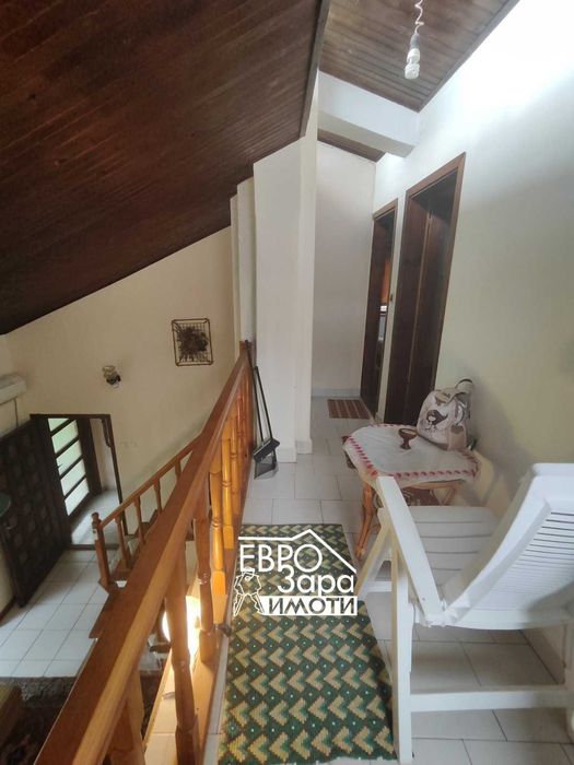 Масивна, обзаведена къща за продажба в с.Дълбоки