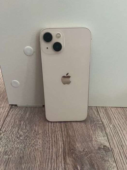 Продам Айфон 13 128