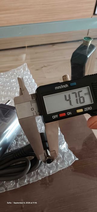 Dyson зарядно 30.45V за безжична прахосмукачка V10 V11 V12  V15