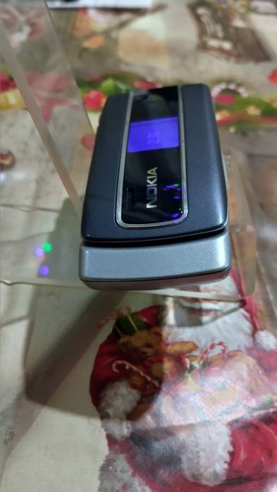 Нокия 3555с отлично запазена работи с всички.