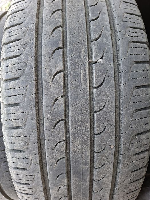 Продам шины 235/50/19 гудиер