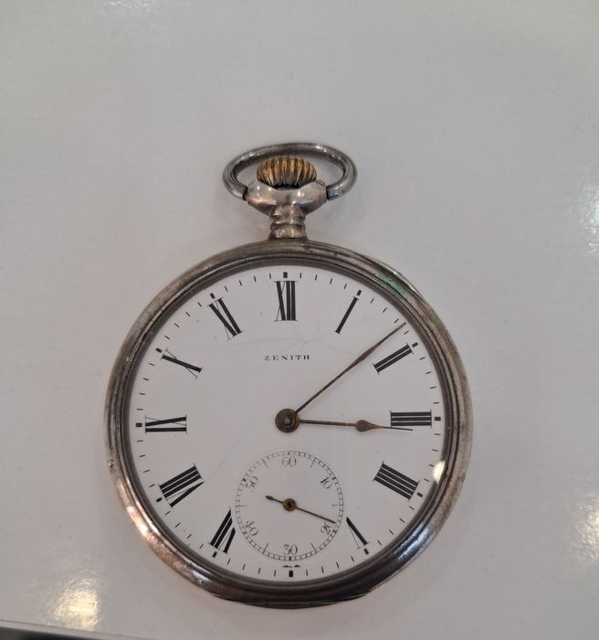 Zenith Часовник Зенит