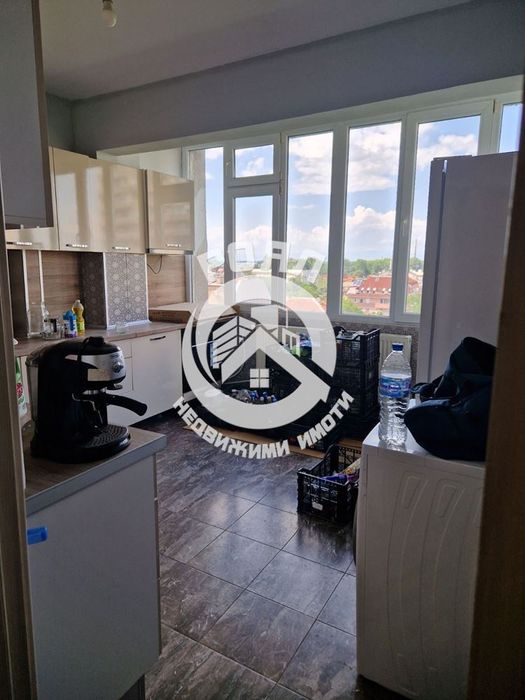 Продава се Тристаен апартамент в Пловдив, Гагарин - 88 кв.м за 1671 €/кв.м - Снимка #2