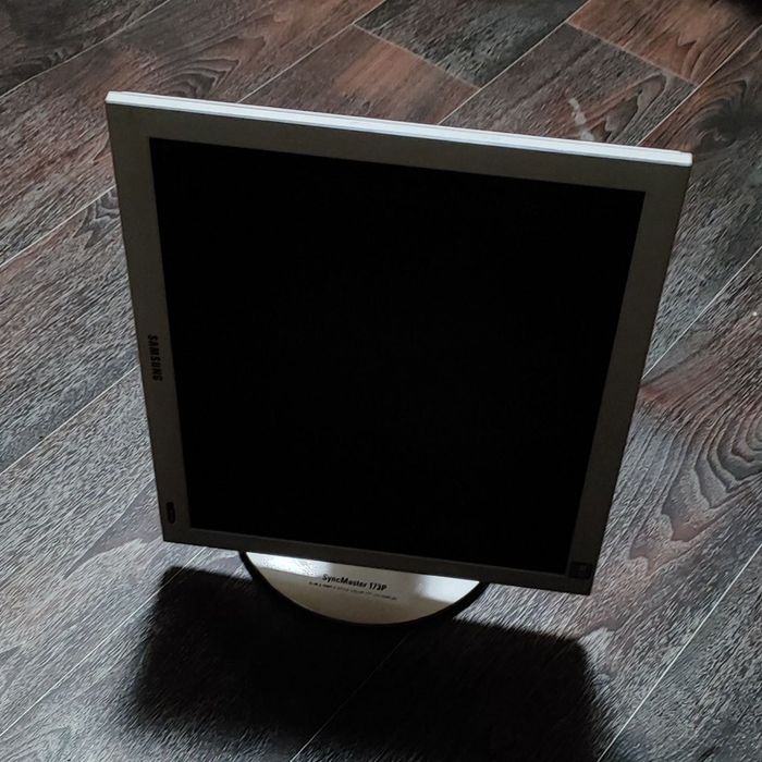 Продам монитор Samsung