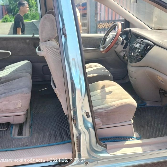 Мазда MPB машина