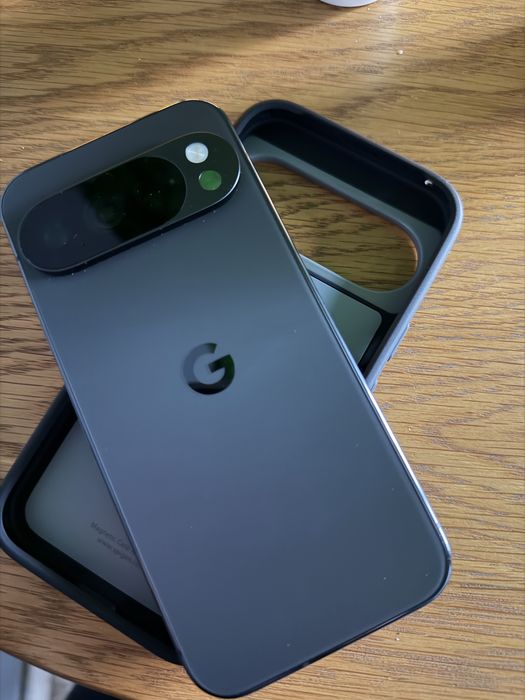 Vand Pixel 10 Pro 128 gb ca nou