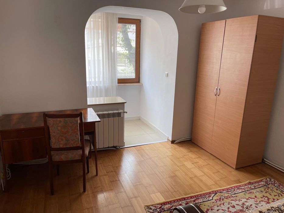 Inchiriez apartament 3 camere, 70m2, zona Armoniei