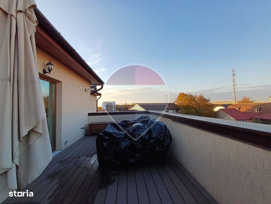 Apartament cu 3 camere de închiriat în zona Piata Cluj
