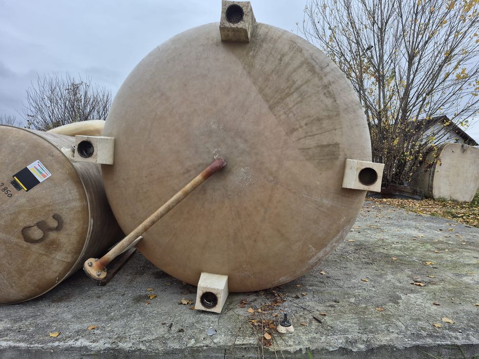 Bazine fibra de sticla bune fose septice, captare apa.