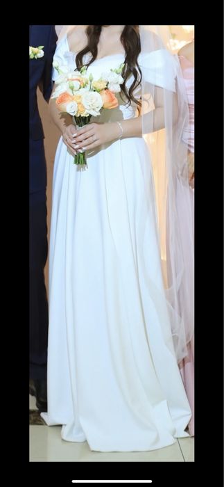 Свадебное платье 44-46 размер(надевалось 1 раз)