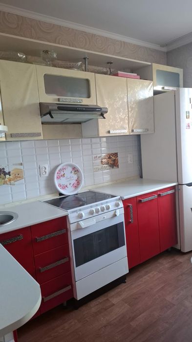 Продаю кухонную плиту