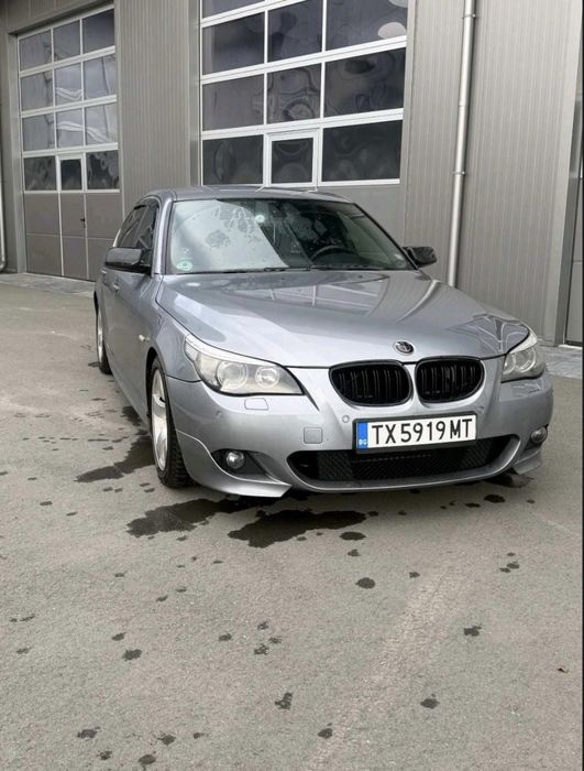 BMW 530i (E60) 2004 г.