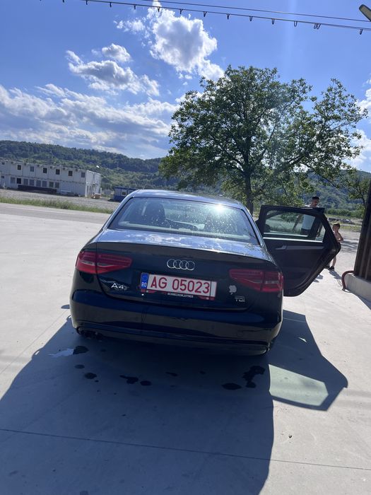 Audi A4 B8 an2012