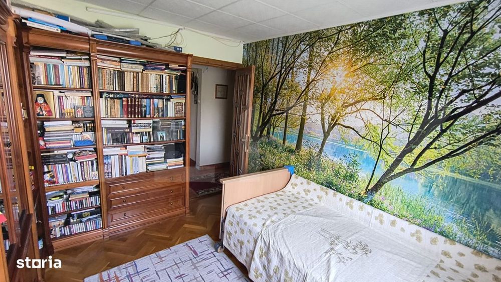 Apartament 3 camere, Decomandat, zona Circumvalatiunii