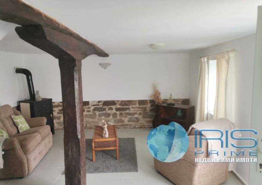 Продава се Къща в с. Риш, Област Шумен - 100 кв.м за 480 €/кв.м - Снимка #2