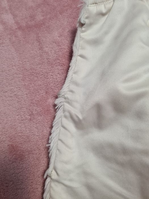 Бяло пухено елече