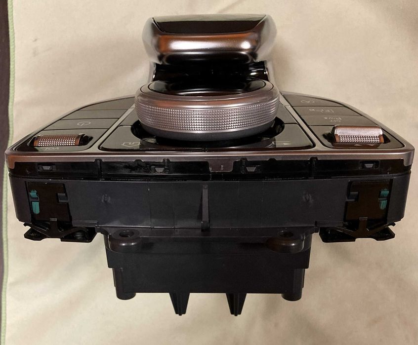 Тъчпад контролер за Mercedes Benz W213