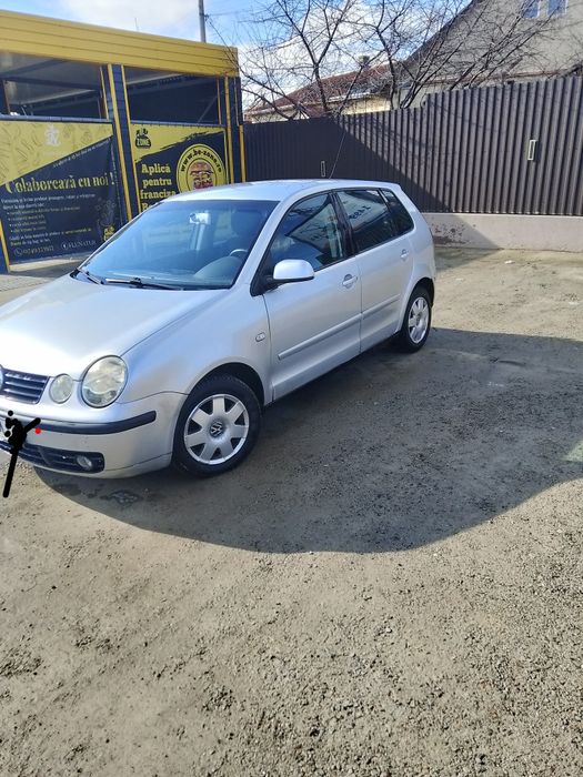 Vând polo inmatriculat