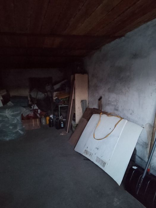 Продам гараж  п. Новодолинка