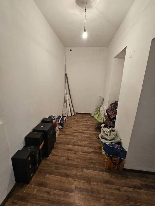 Uy sotiladi Hasanboy posttan kirganda