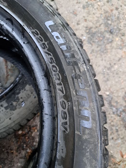 O anvelopa 225/50 R17 Laufen