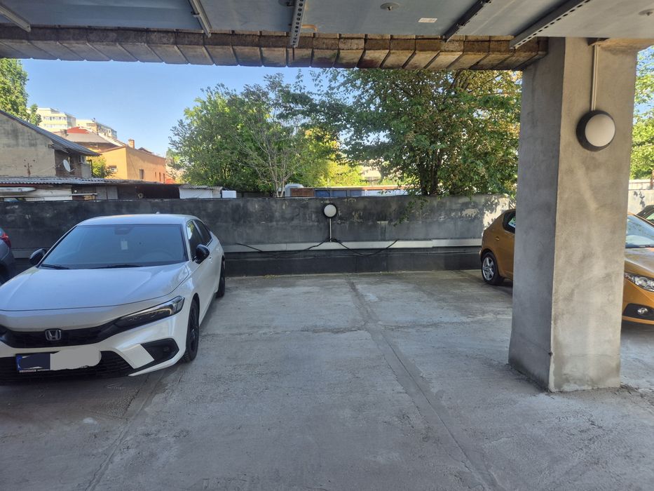 Vând loc parcare suprateran Sos. Vergului