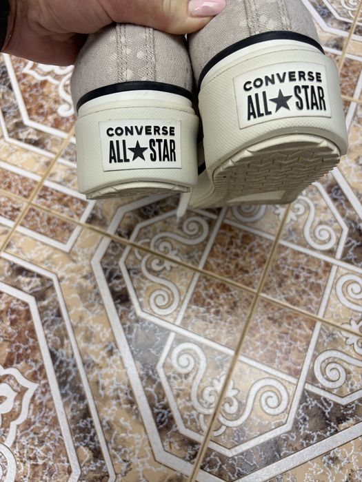 Daris ,Tot bag….Converse-60€