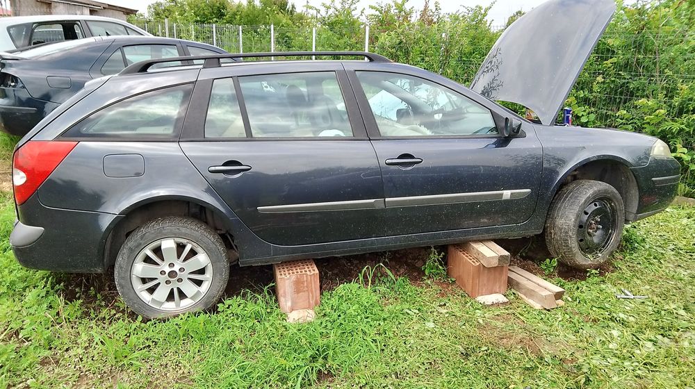 Dezmembrez Renault Laguna 2 și Renault Scenic 2