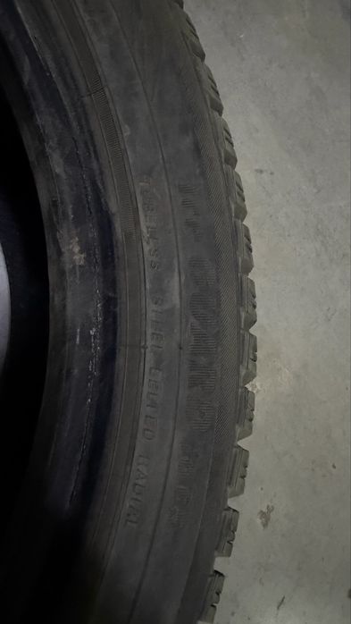Продам зимние шины Yokohama ice guard