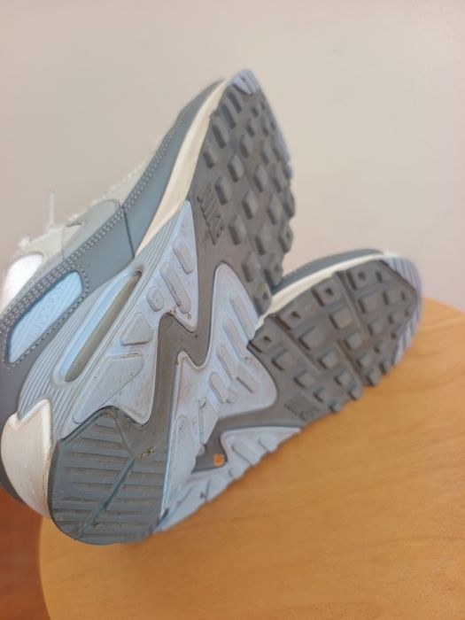 Маратонки дамски Nike W AIR MAX 90