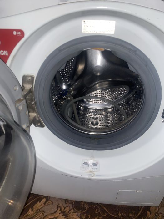 Продам стиральную машинку