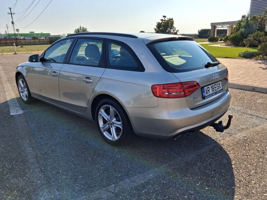 AUDI A4 Avant 2012 — imagine 4