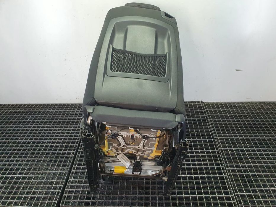 Scaun dreapta fata BMW Seria 1 E81/E82/E87/E88 (facelift) (2007 - 2012) 2.0 benzina N43