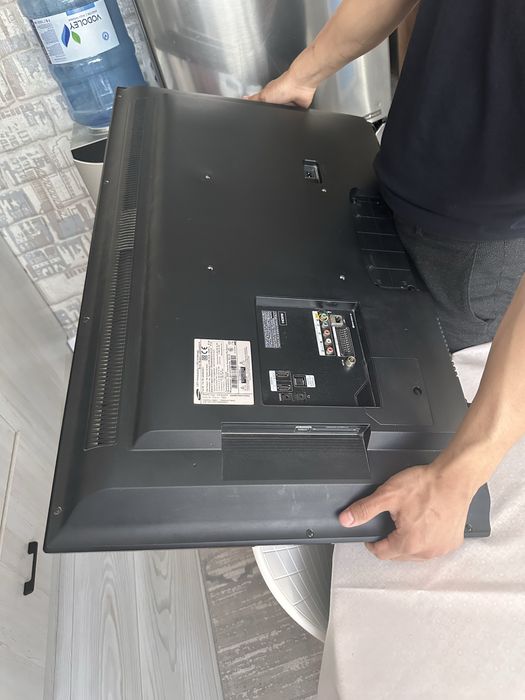 Телевизор самсунг