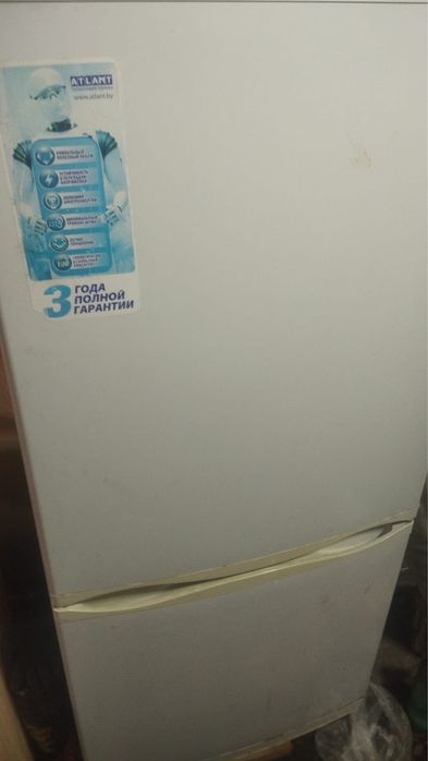 Холодильник в хорошем состояние