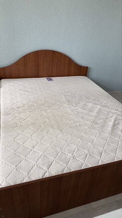 Двухспальная кровать 200х220