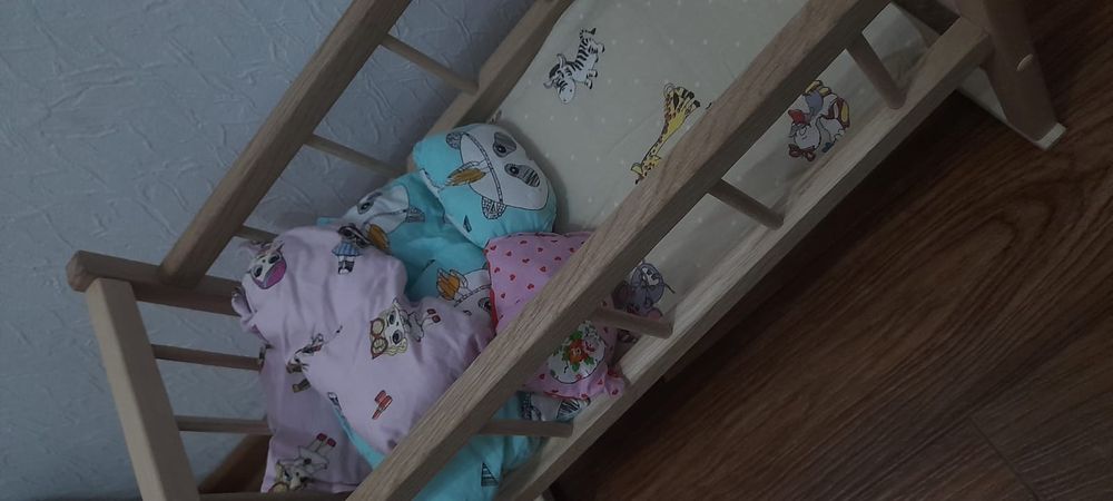 Детская игровая кроватка для девочек